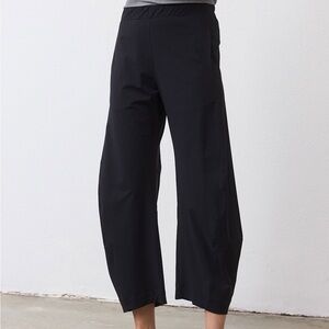 Ruti On The Loose Black Pants